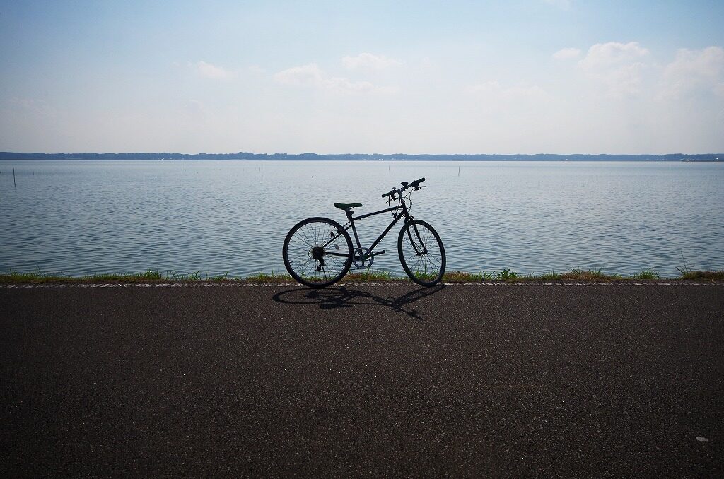 霞ヶ浦と自転車