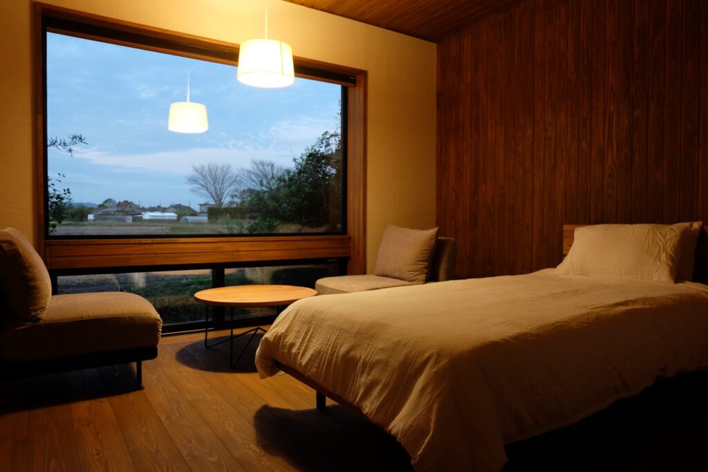 circular village hostel GURURIとは