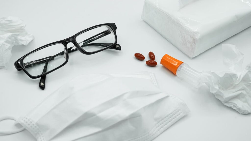 花粉症は生産性に悪影響!快適な仕事環境を作るには?