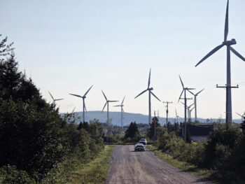 環境負荷を抑えた高純度アルミナ製造で先端産業を支える – Advanced Energy Minerals Japan合同会社