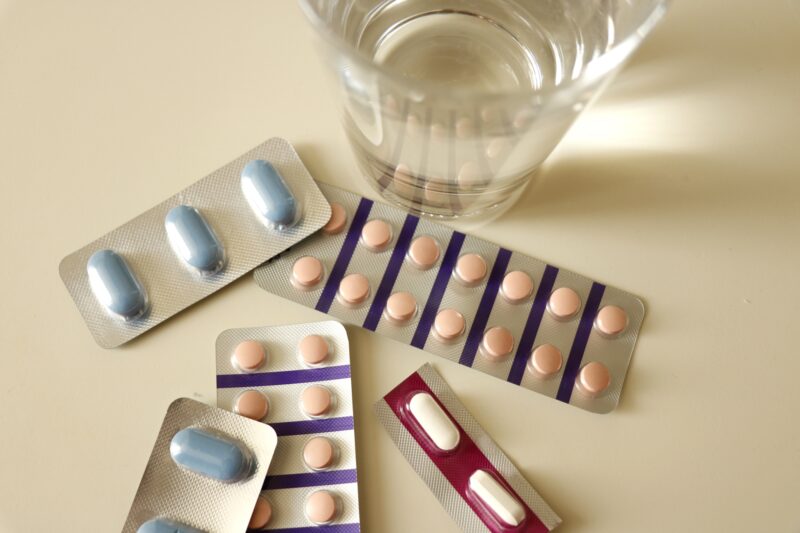 「セルフメディケーション」と制度見直しの是非