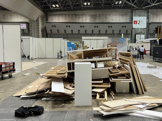 華やかな舞台の裏側で抱え続けた「罪悪感」